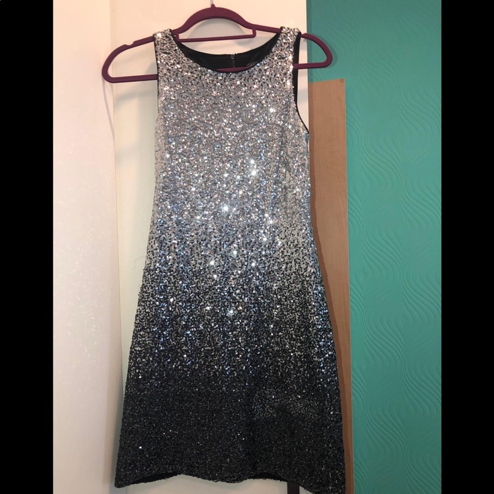 Vince Camuto Mini sequins dress